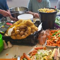 2025_4 Volxküche aus geretteten Lebensmitteln.jpg